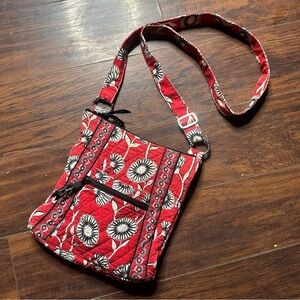 Vera Bradley Deco Red Daisy Quilted Crossbody Bag with Wallet